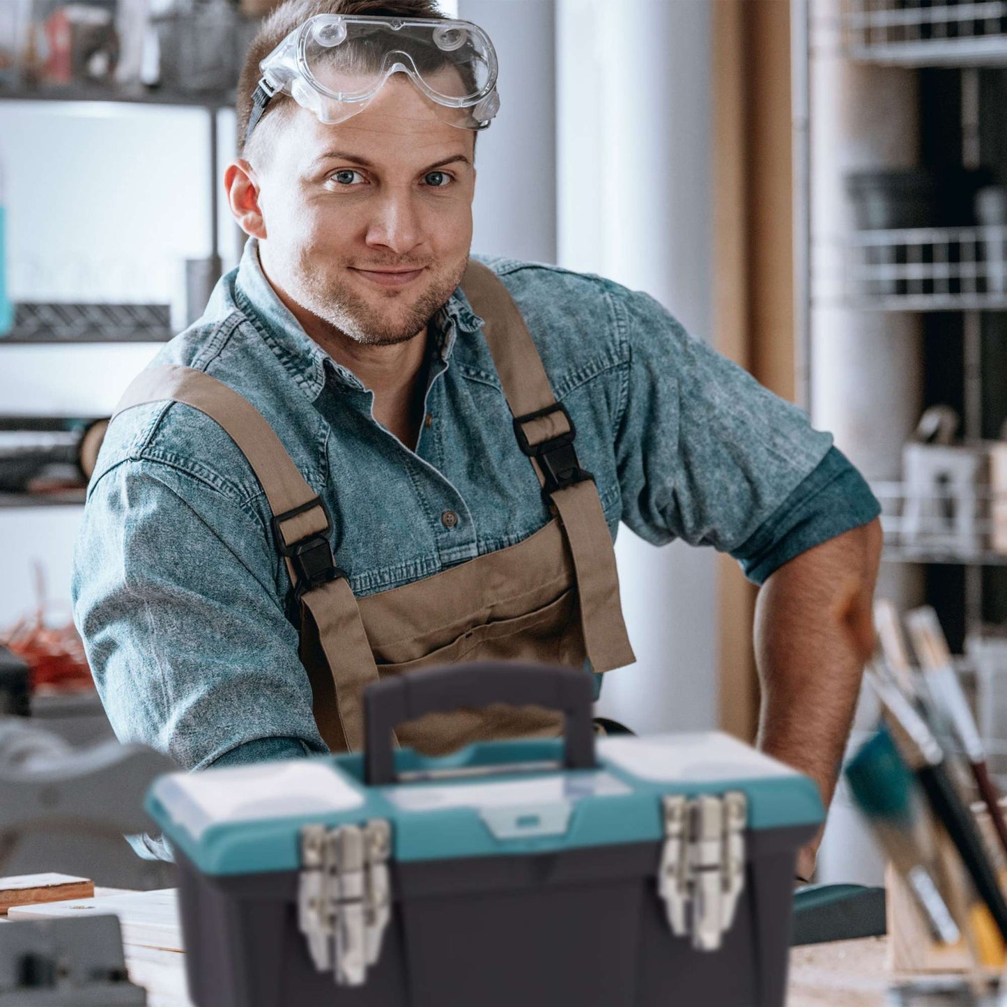 Plastic tool box