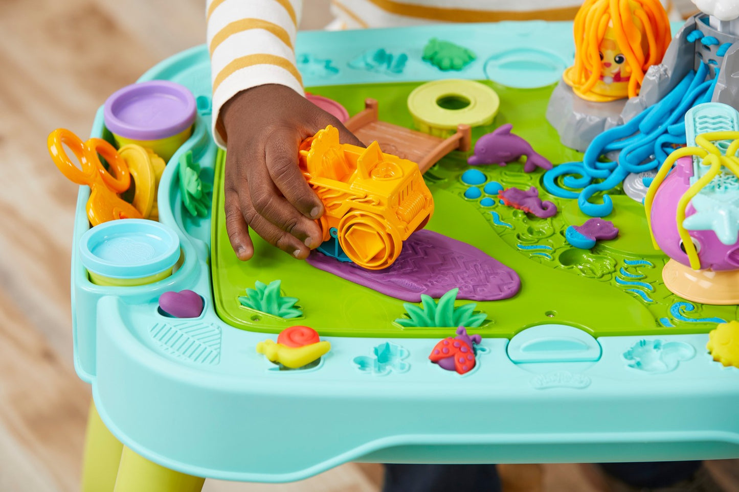 Play-Doh Playset 2 In 1 Creativity Starter Station