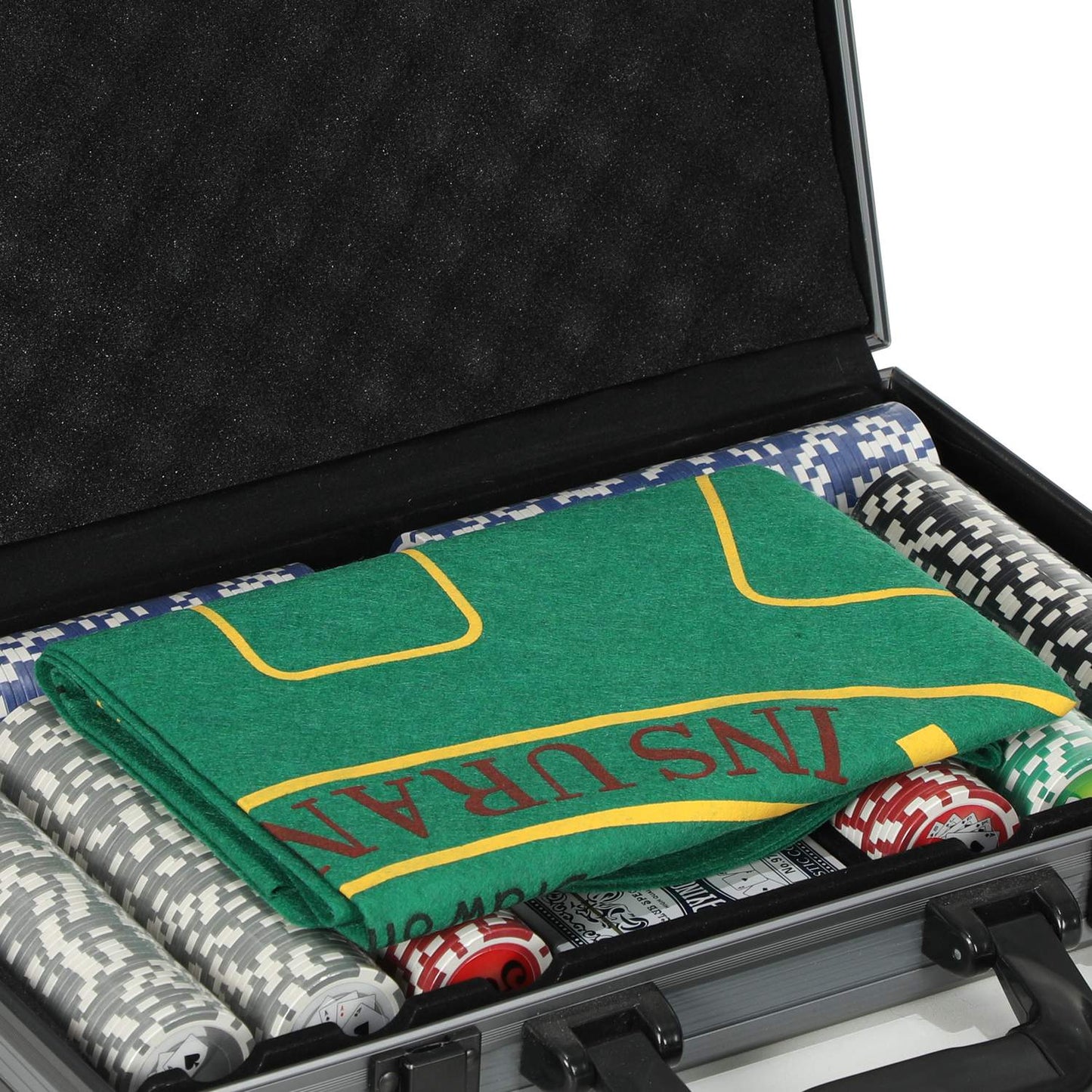 Poker set with 400 chips, play mat and aluminum case