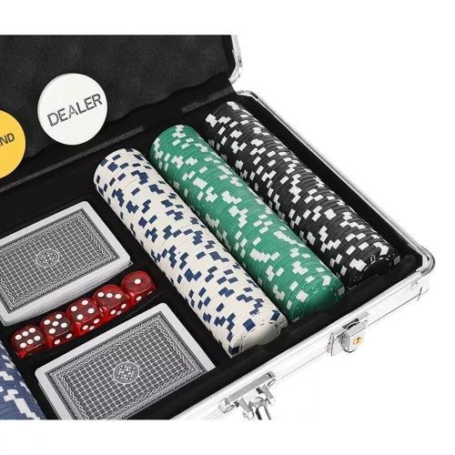 Poker - set of 300 chips in case HQ 23528