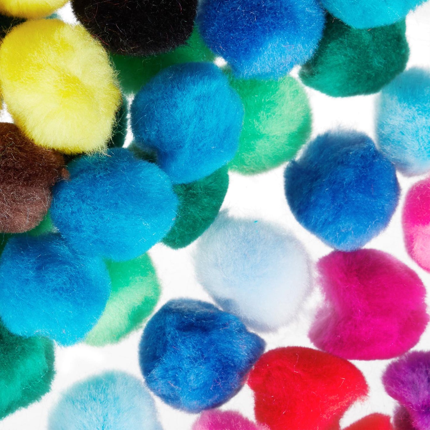 Pompoms, colored, 200 pcs