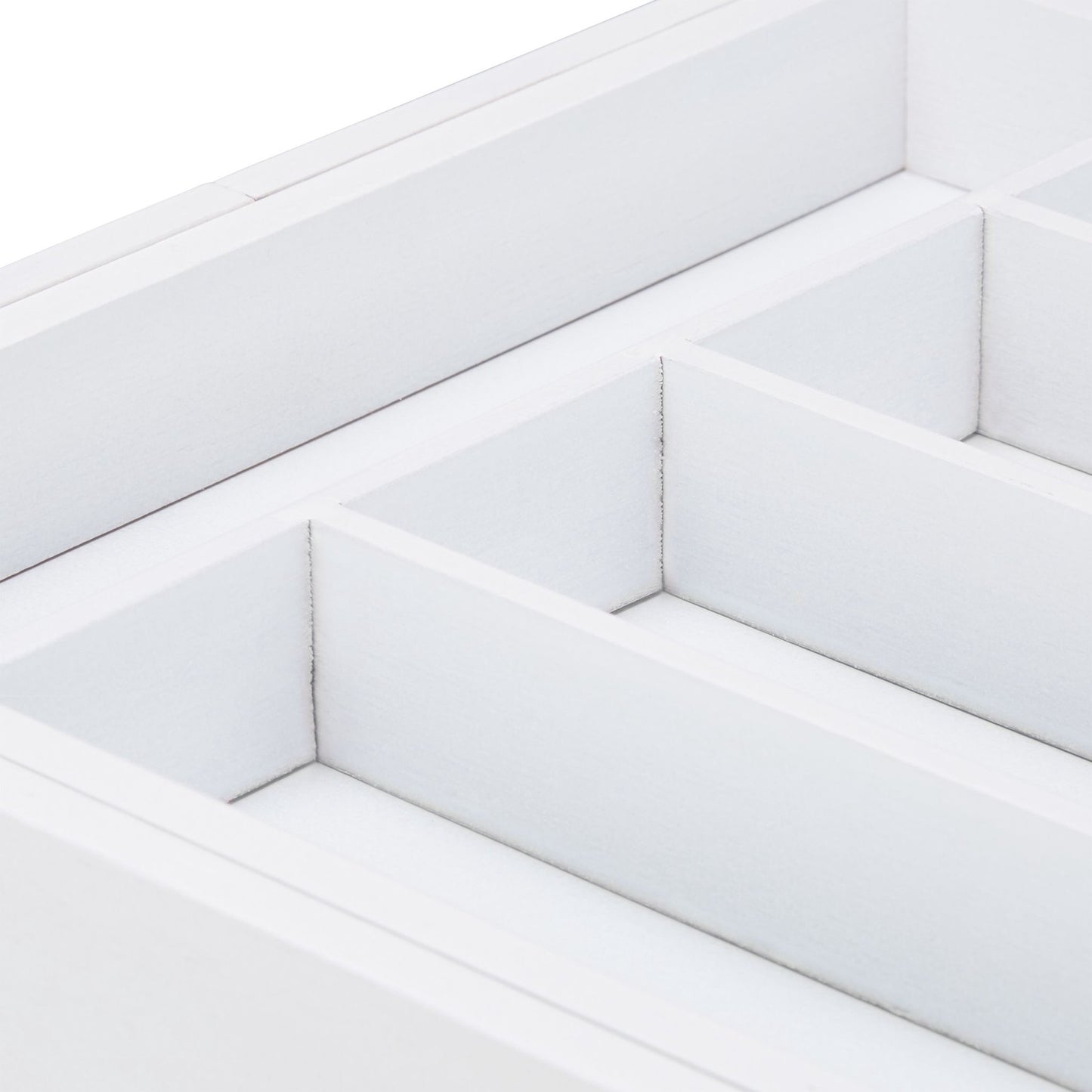 Pull-out cutlery box in white bamboo