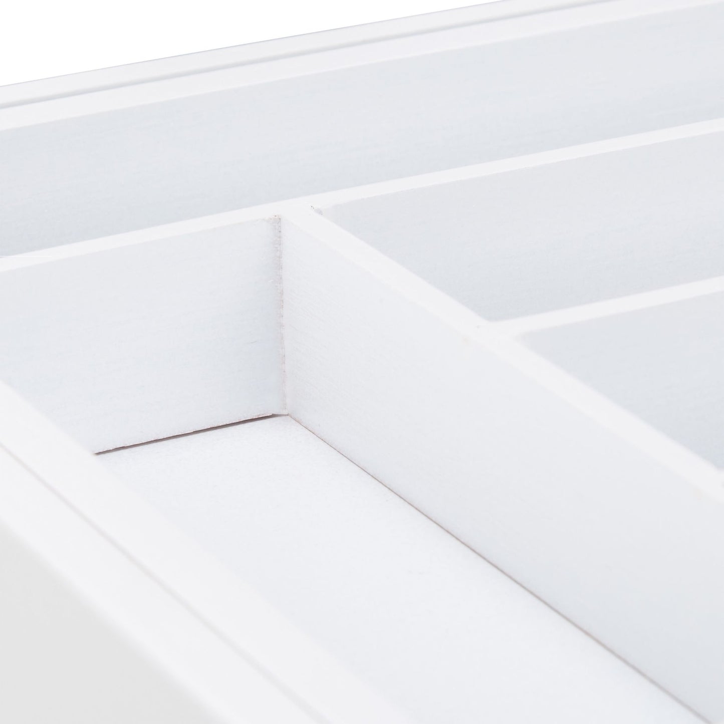 Pull-out cutlery box in white bamboo