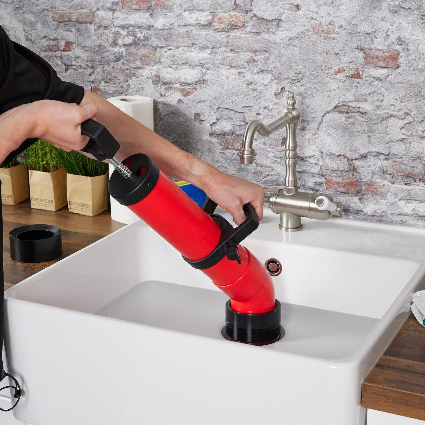 Pump for pipe cleaning 2 accessories