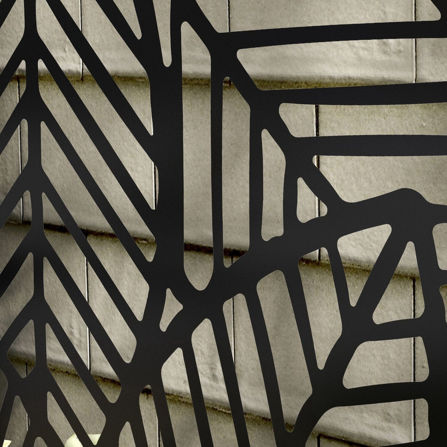 Wall-mounted metal planter with trellis, 61x23x113cm
