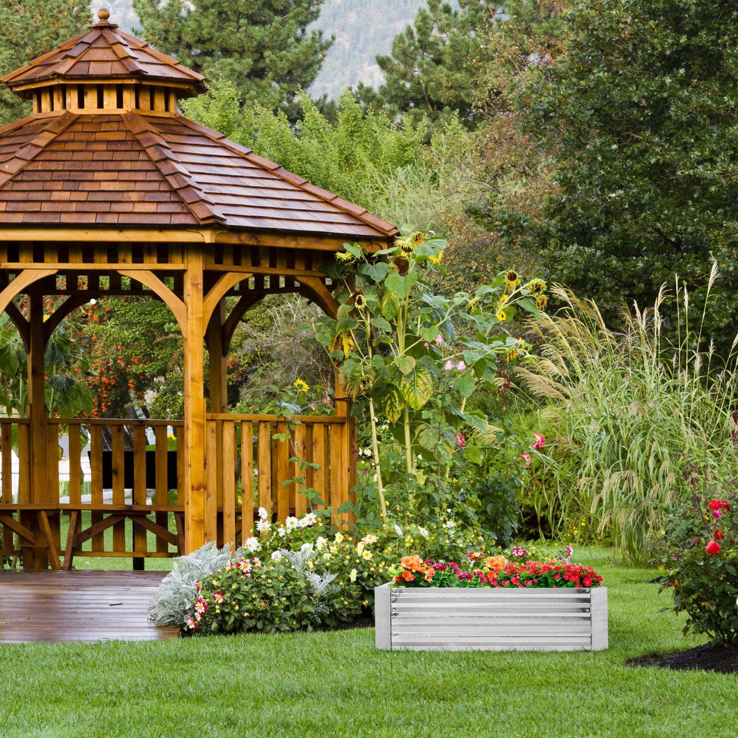 Raised metal bed