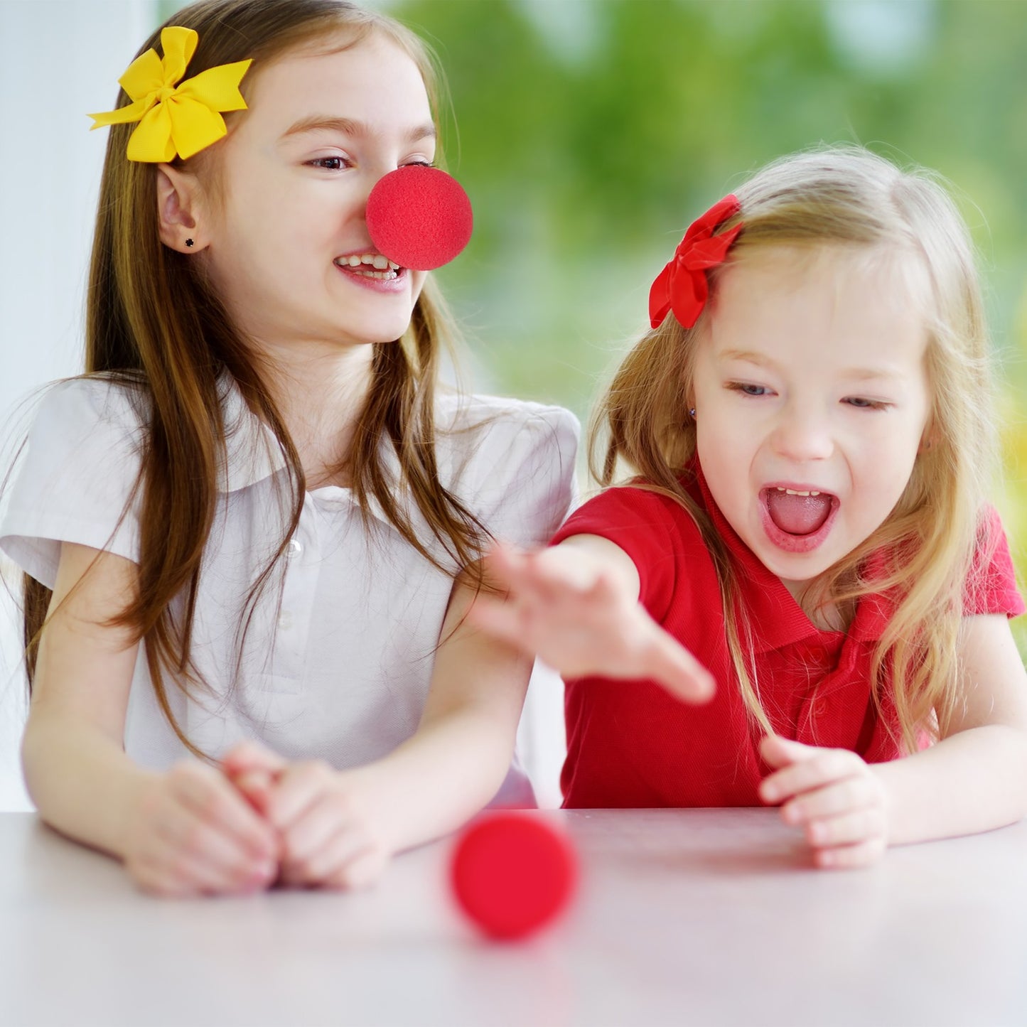 <p>Red clown noses transform any costume into a party hit, offering comfort and fun for both kids and adults. Perfect for entertainers or Halloween enthusiasts, these noses complete your look effortlessly.</p>

<ul>
<li>Enhance any clown costume with ease
