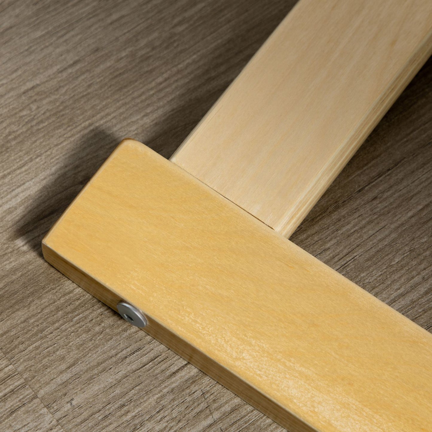 Relaxation chair in gray linen with armrests and footstool