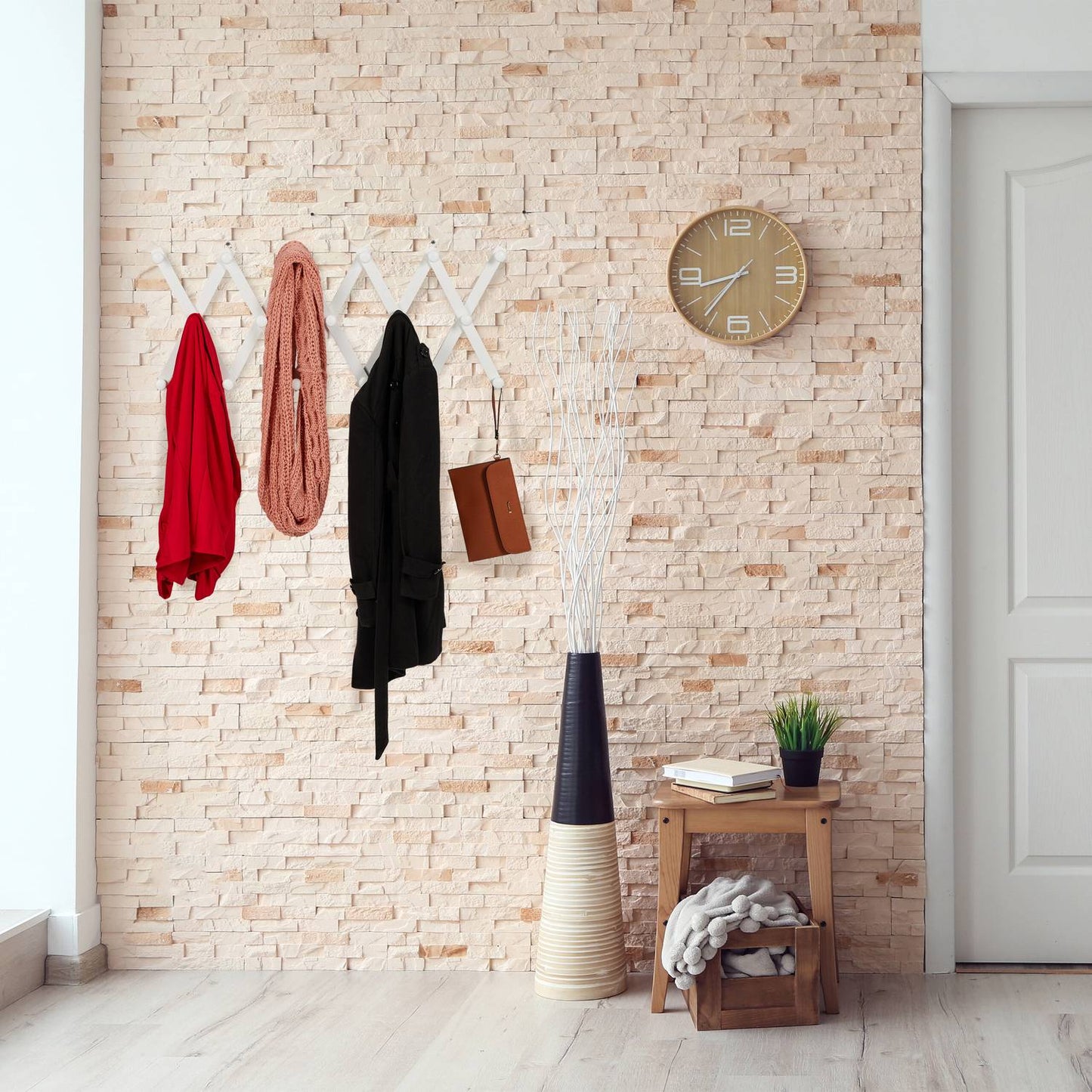 Retractable wall coat hanger in wood