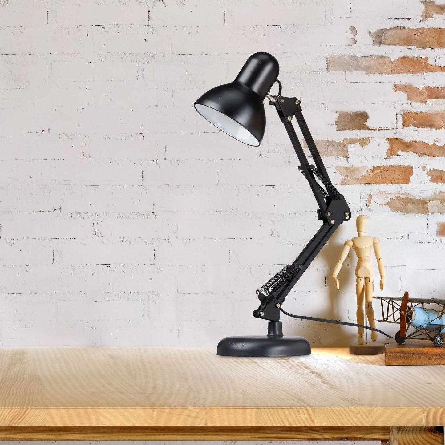 Retro desk lamp