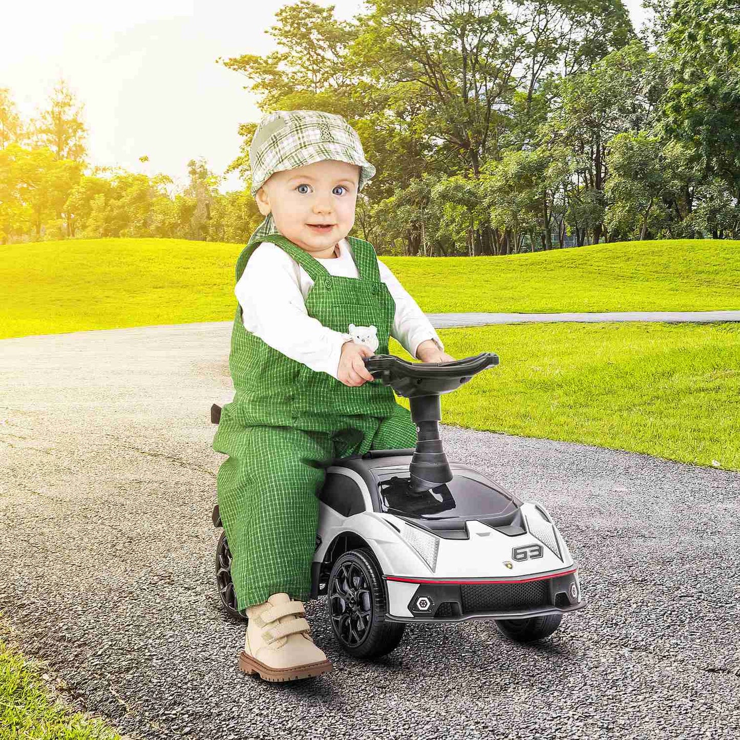 Ride-on car for children with storage, horn and engine sound