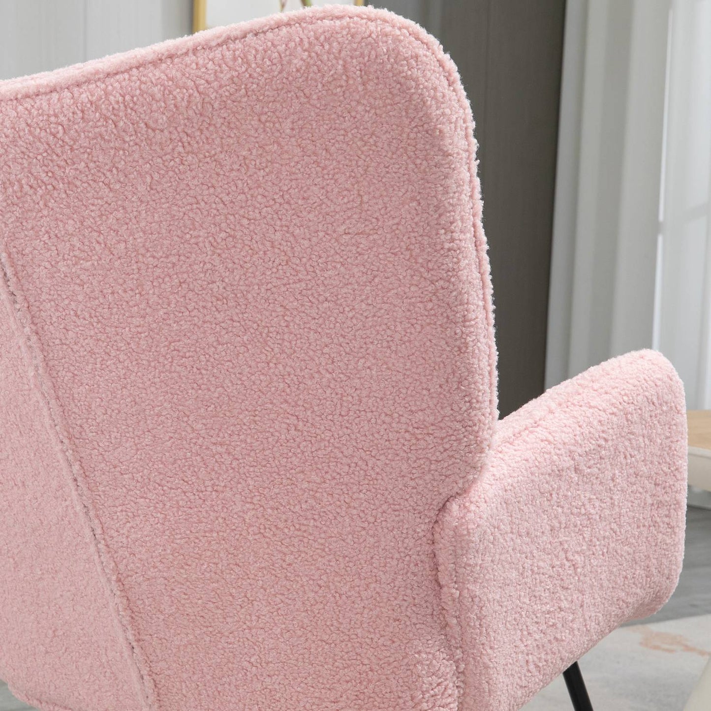 Pink rocking chair imitation lambskin - Holds up to 120 kg