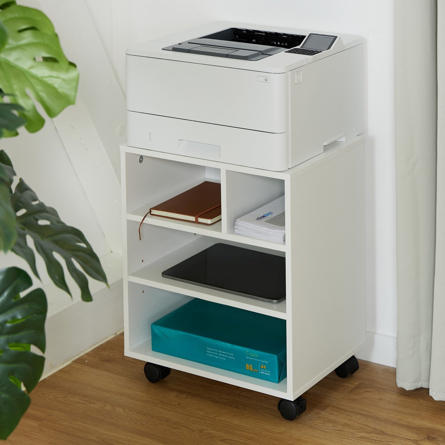 Roll container with 4 compartments