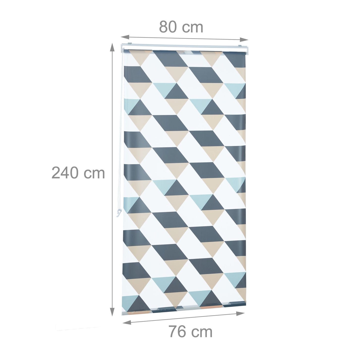 Roller blind for shower with geometric design