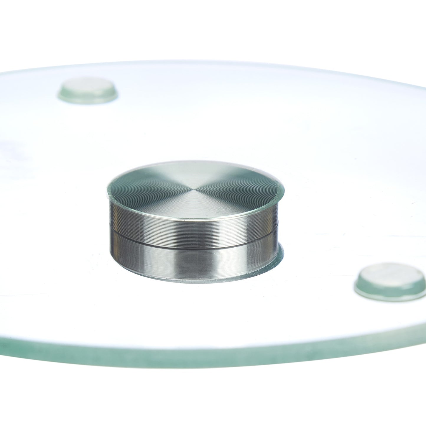 Rotating glass cake plate