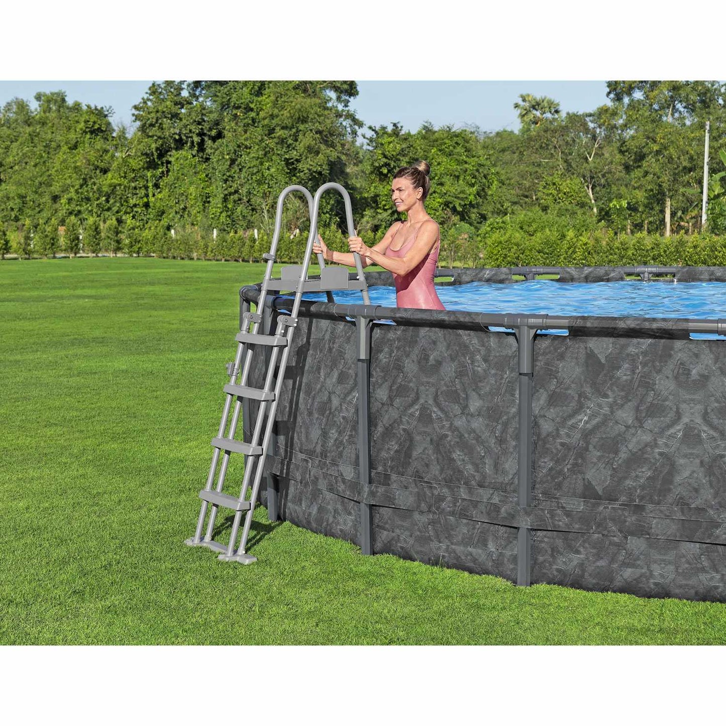 Round Pool Set 5.49m x 1.32m, Year-Round Use