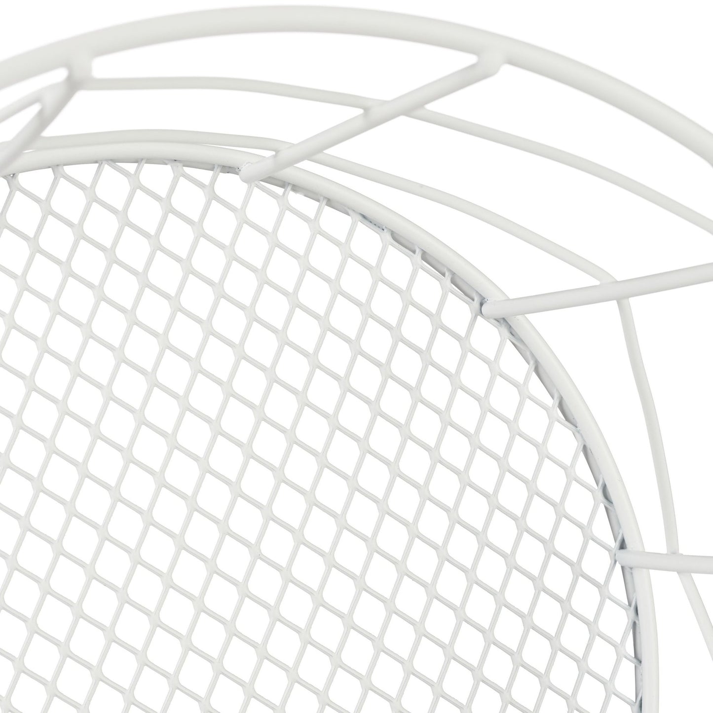 Round basket made of metal wire