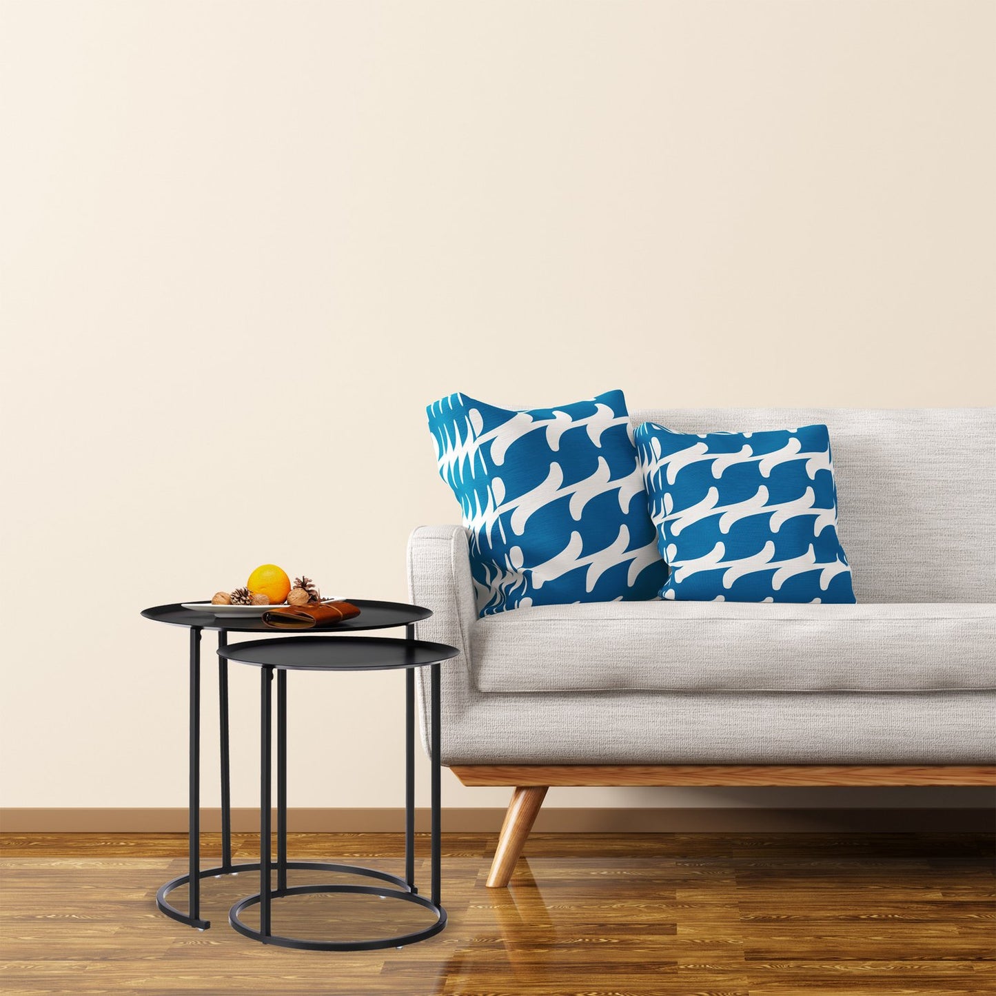 Round coffee table set of 2