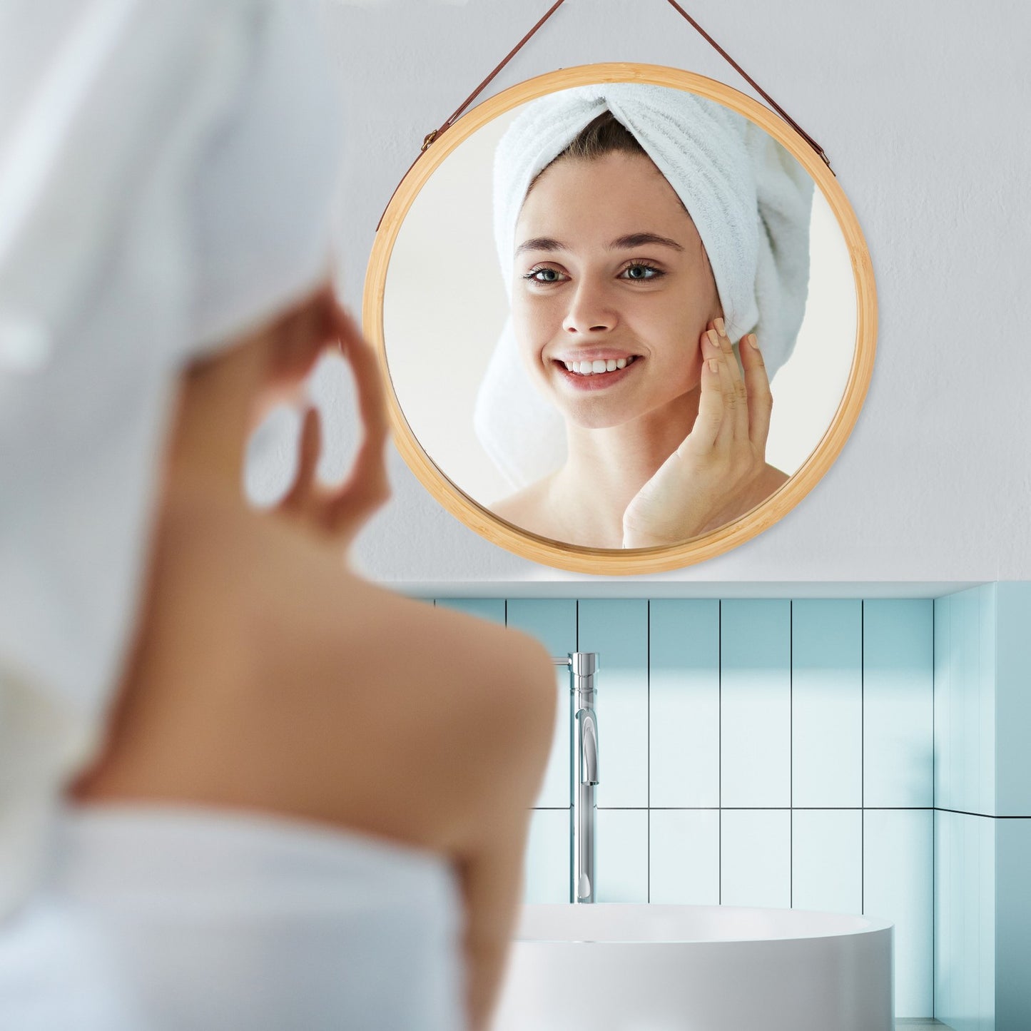 Round mirror with strap