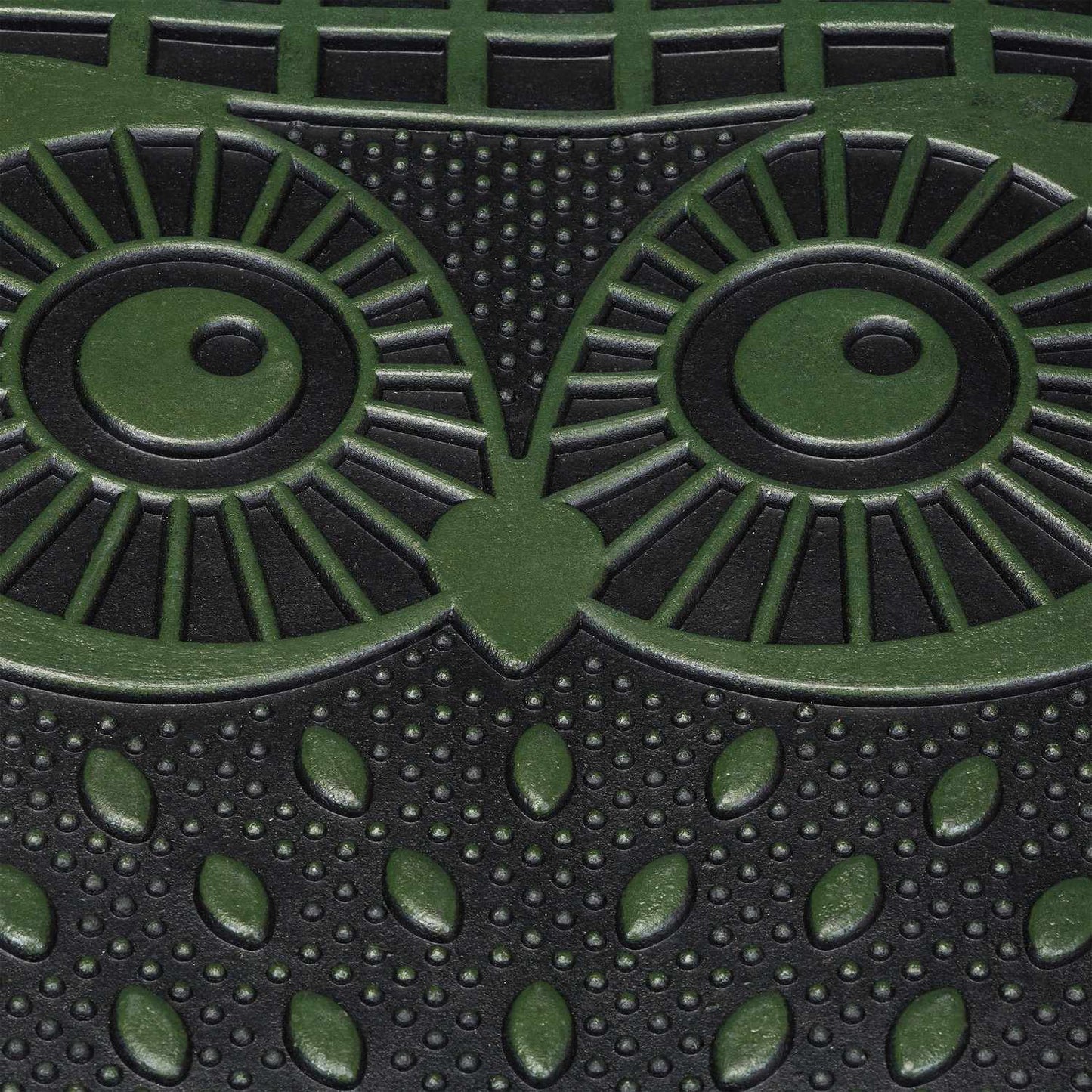 Rubber door mat with owls