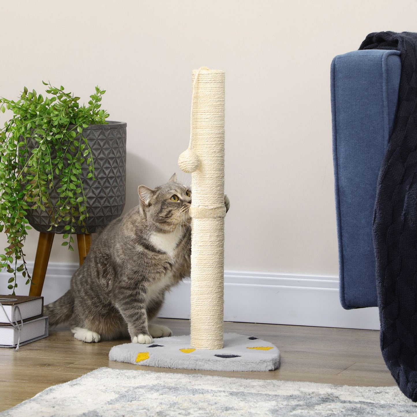 Cat scratching post, 62 cm jute with ball - light grey/beige