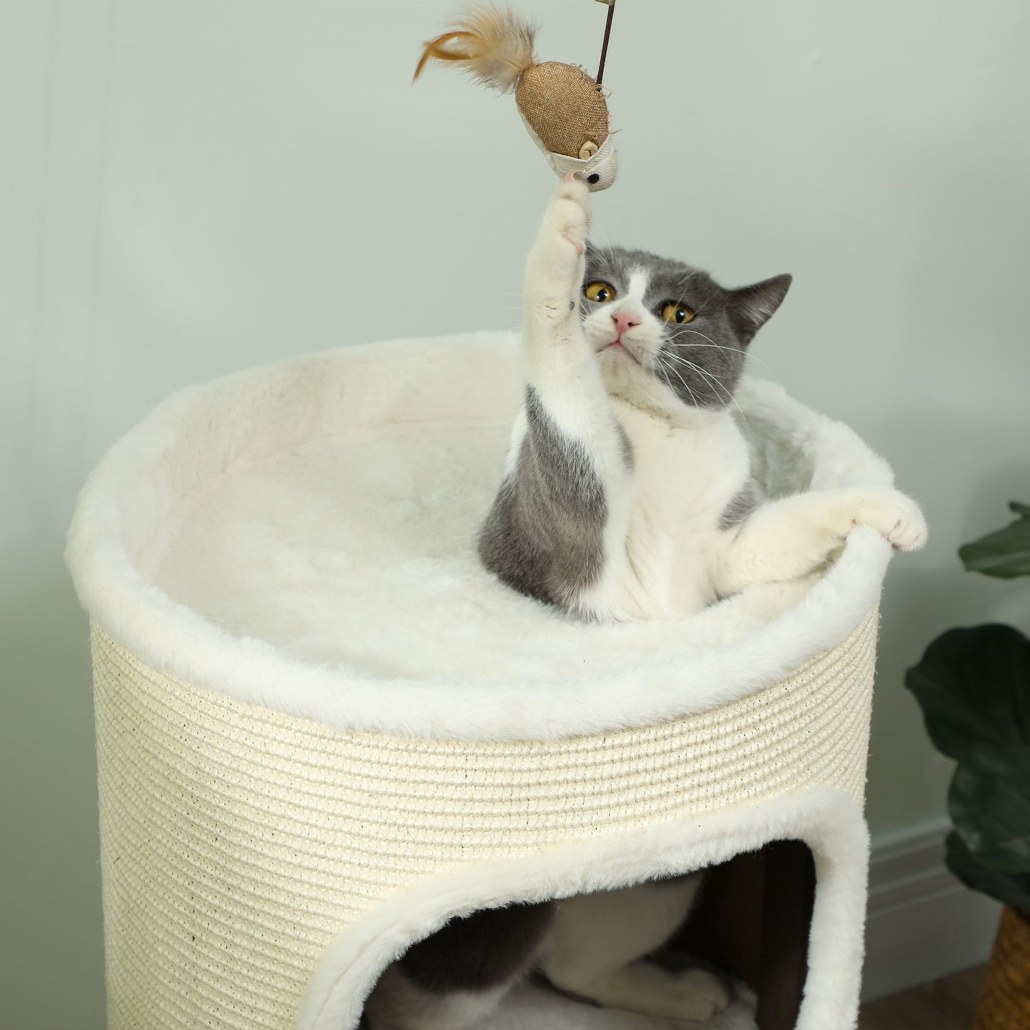 Three-Tier Cat Tree with Sisal Post, Cream White, 80 cm