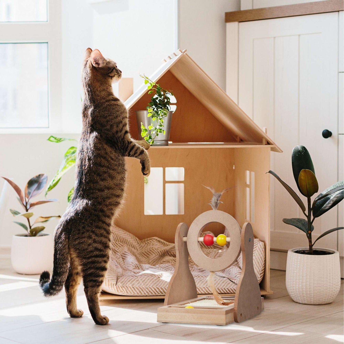 Scratching mat for cats with sisal mat
