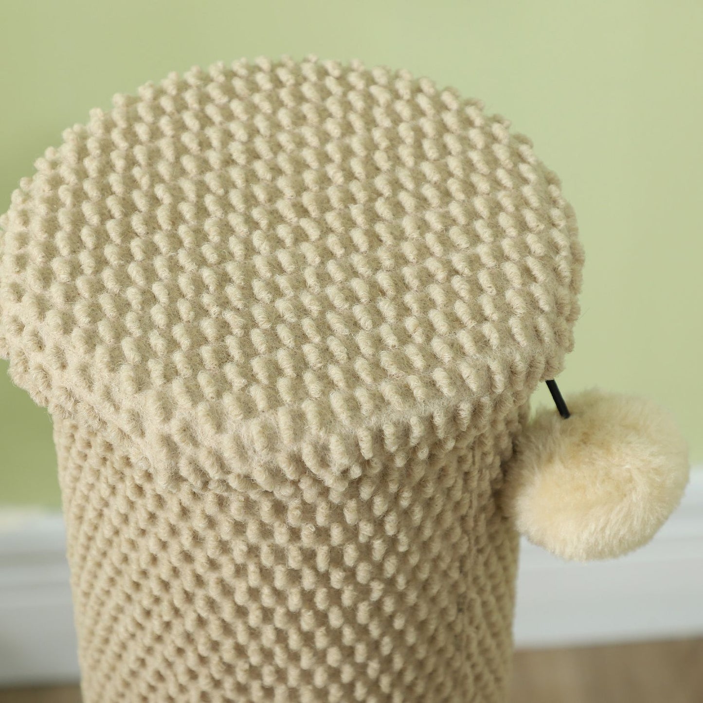 Sisal cat scratching post with play ball, indoors, 84cm