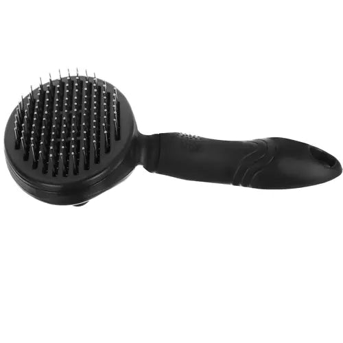 Self-cleaning fur brush