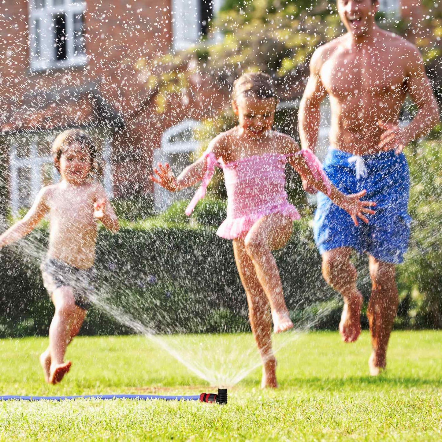Set of 2 Spike Sprinklers in Black