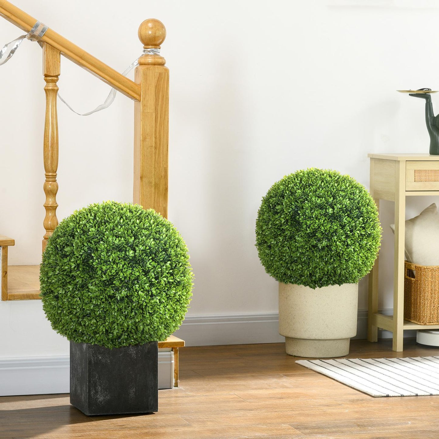 Set of 2 artificial boxwood balls 40cm for indoor/outdoor decor