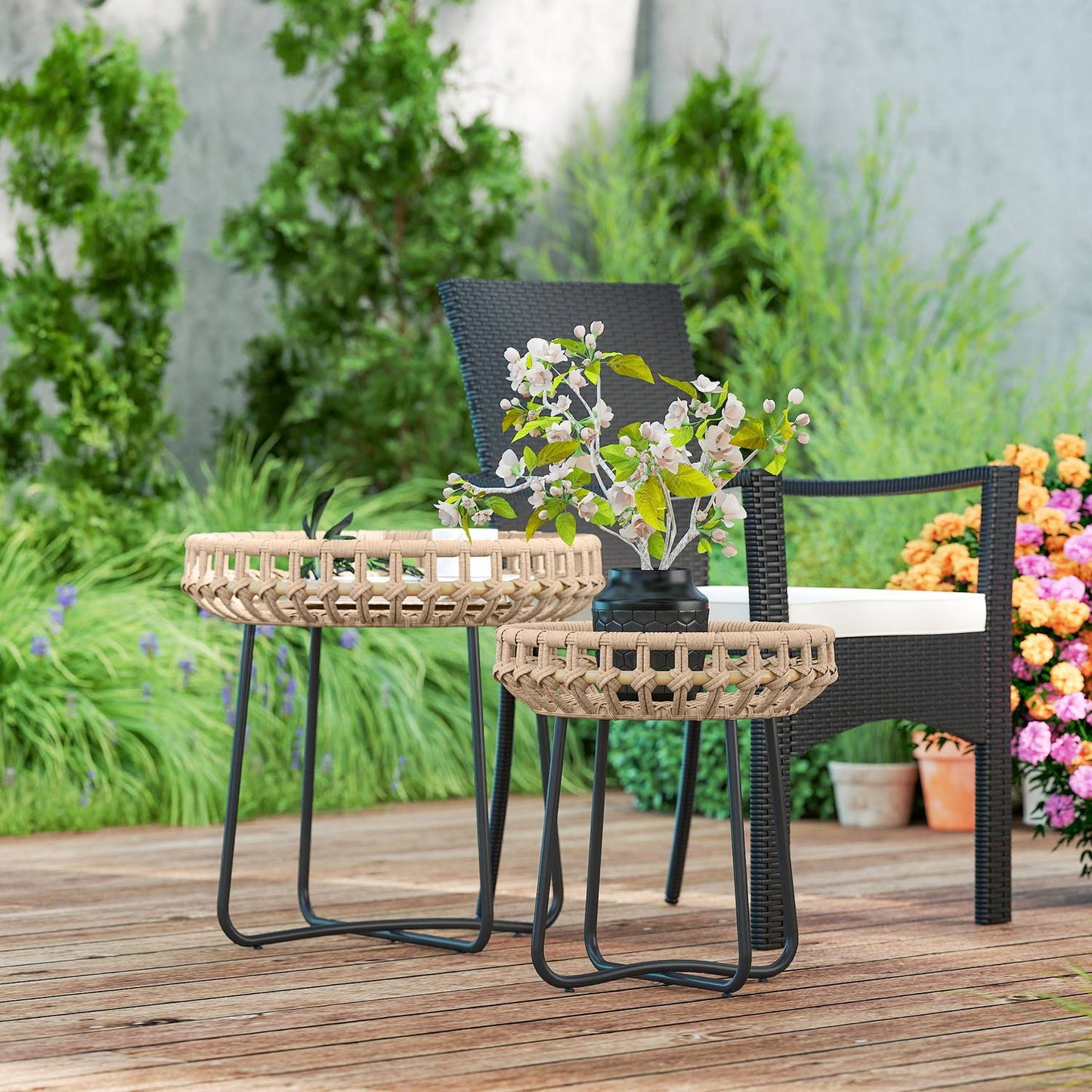 Round outdoor coffee tables in poly rattan - weatherproof, adjustable