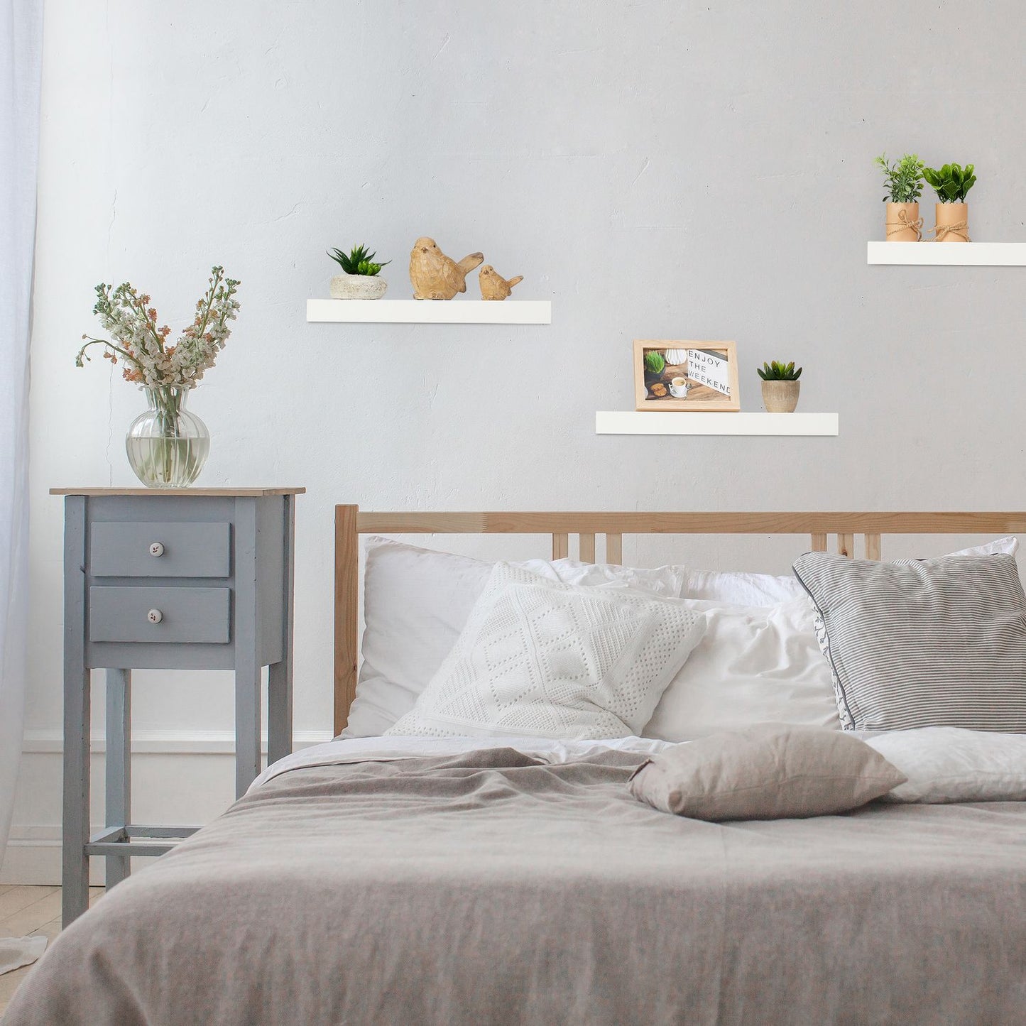 Set of 3 White Floating Wall Shelves