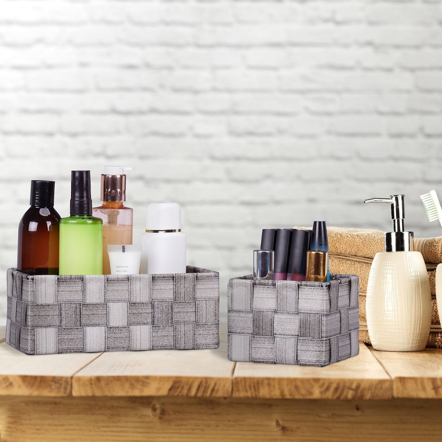 Set of 6 Plastic Storage Baskets