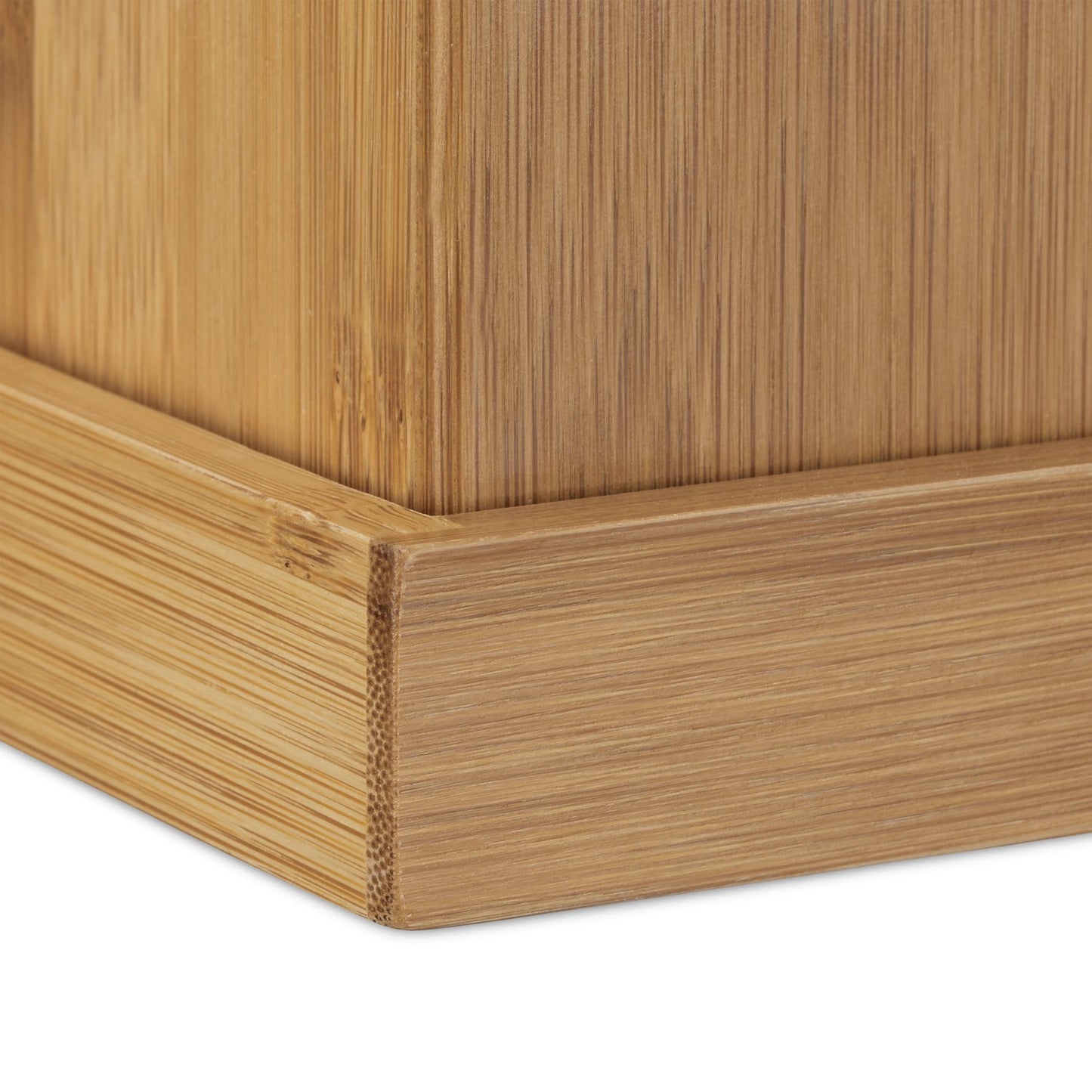 Set of bathroom accessories in bamboo