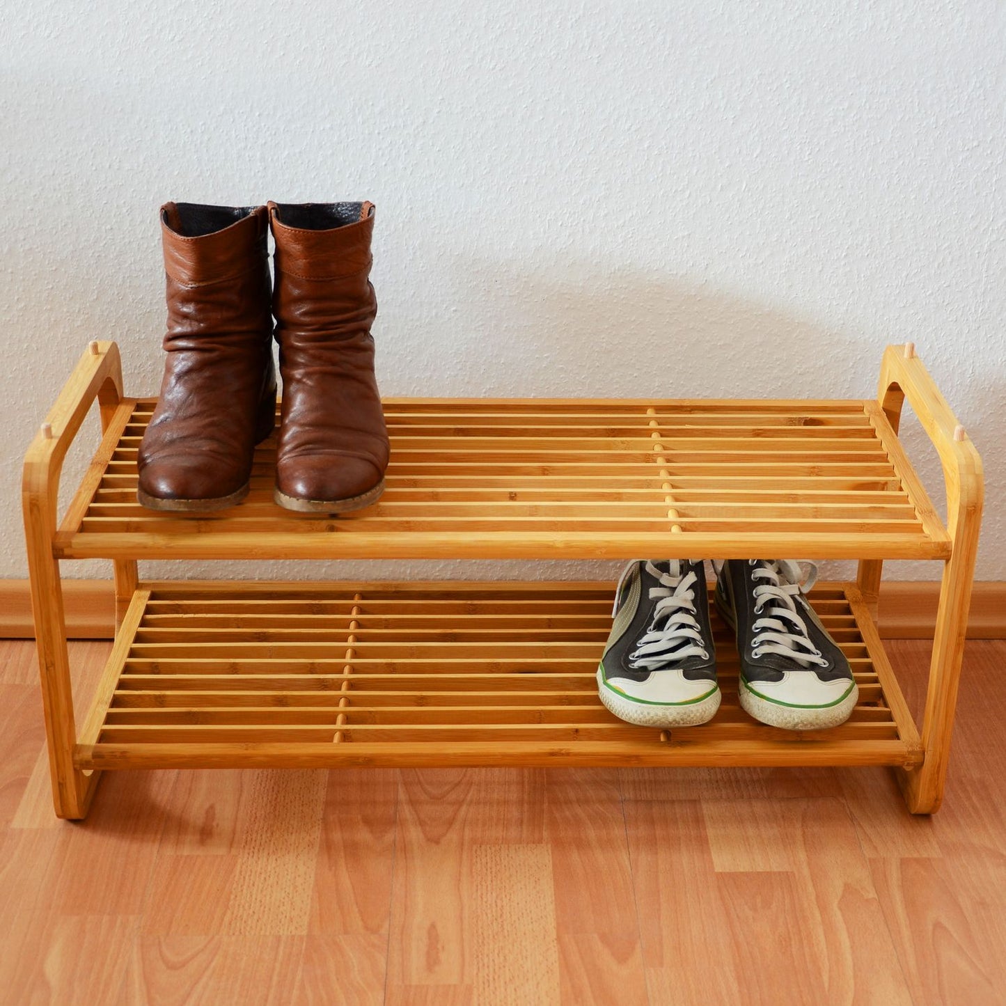 Shoe shelf with 2 shelves