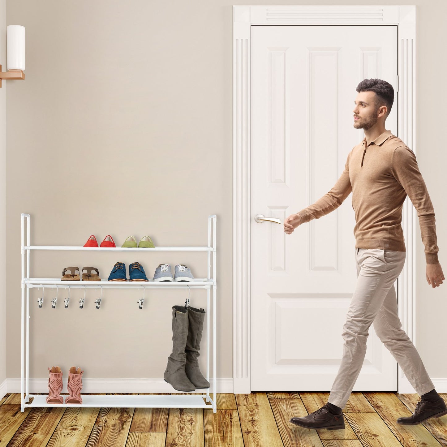 Shoe shelf with boot compartment