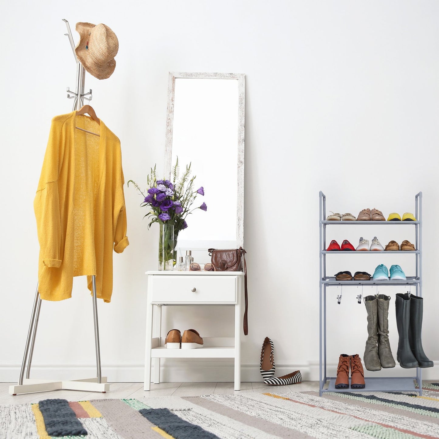 Shoe shelf with boot hanger