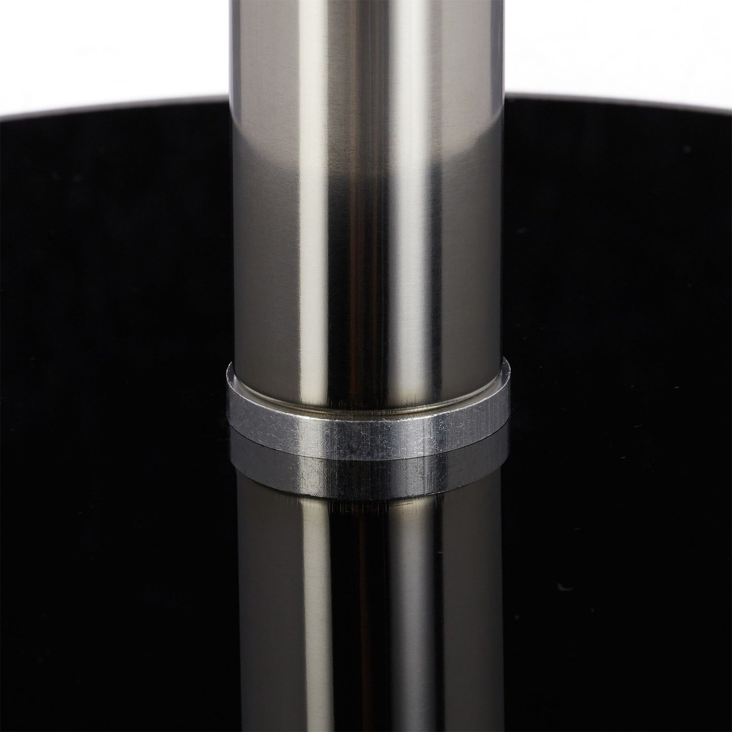 Side table in glass and stainless steel