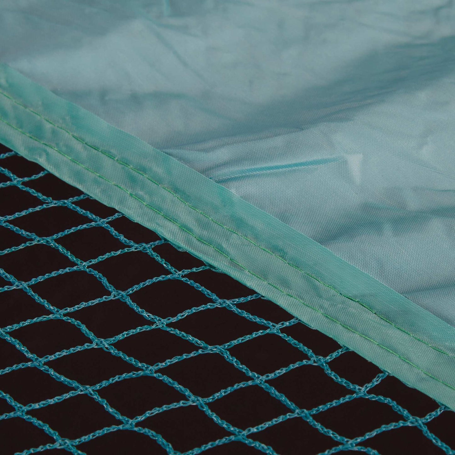 Small animal pen with protective net and bottom