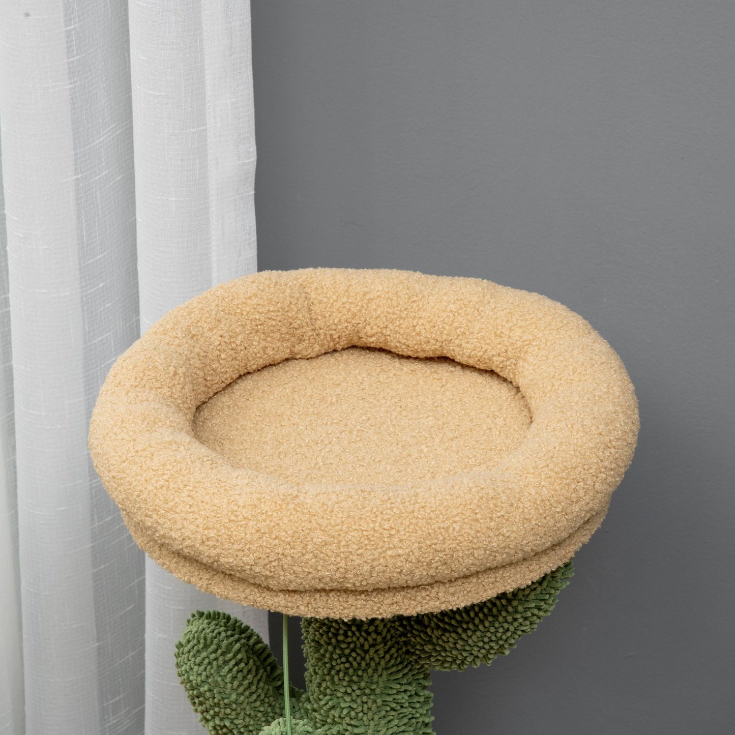 Cat scratching post with stimulation ball, 40x35x72 cm, brown