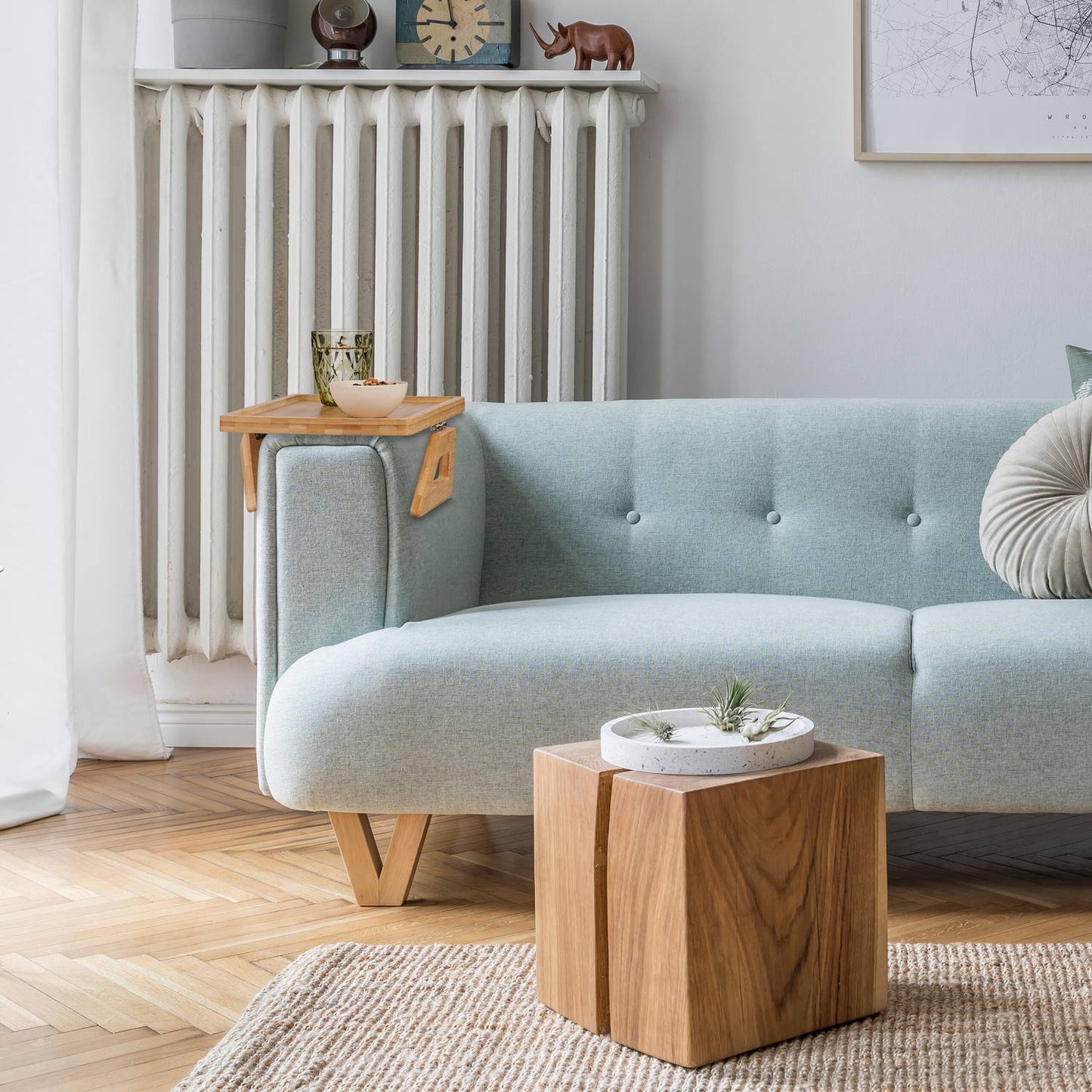 Sofa tray for armrests