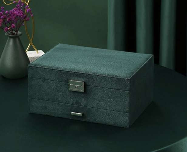 Soulima jewelry box/case 21954