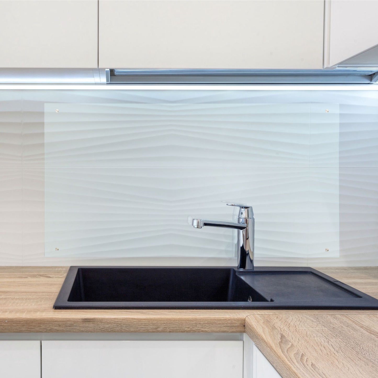 Splash guard for kitchen 70 cm