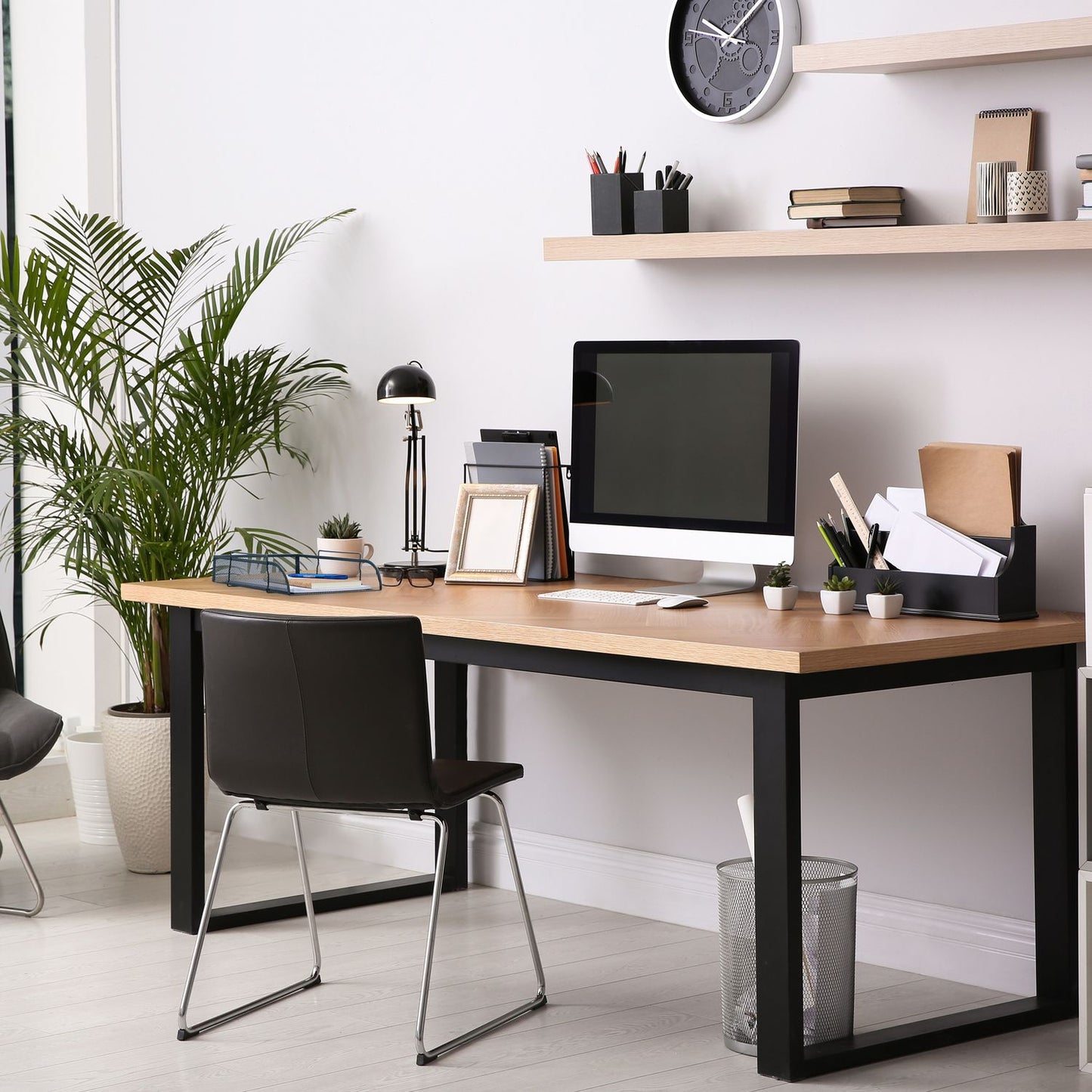 Stackable metal document tray