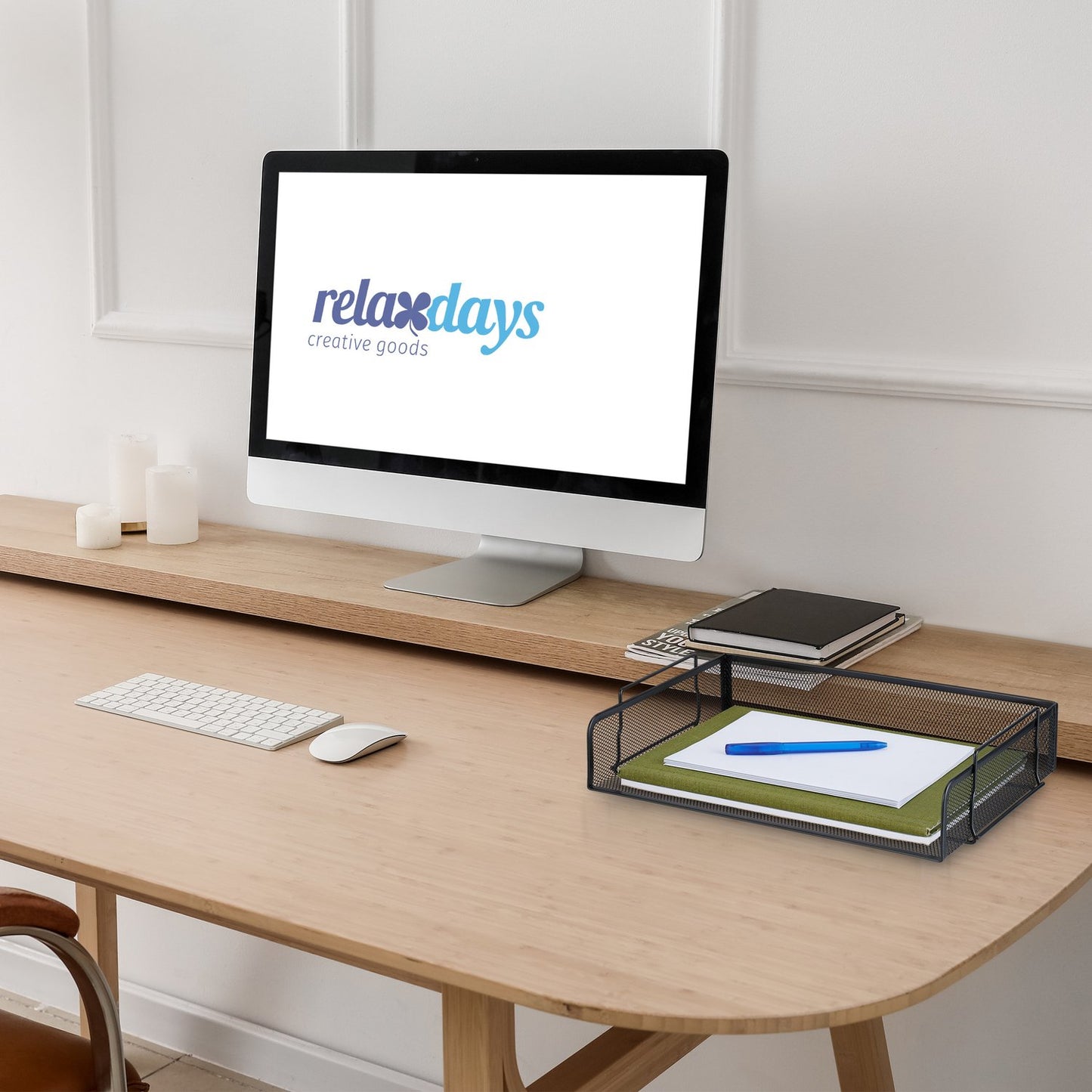 Stackable metal document tray