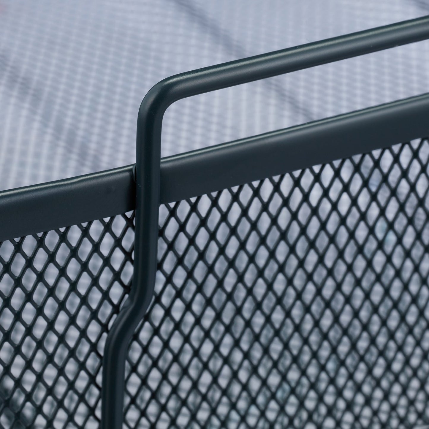 Stackable metal document tray