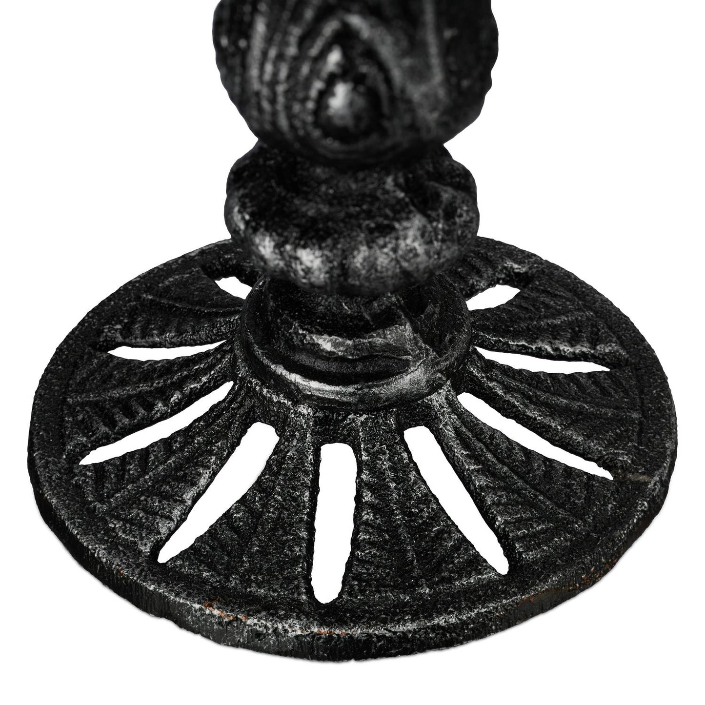 Standing bird bath in cast iron