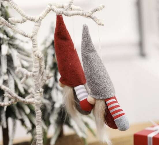 Standing gnome - set of 2 pcs. S17238