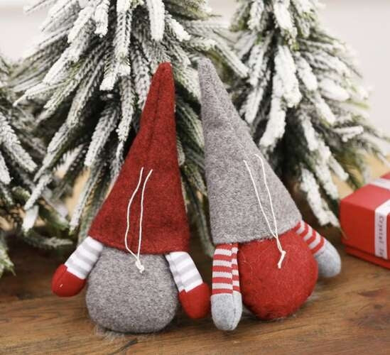 Standing gnome - set of 2 pcs. S17238